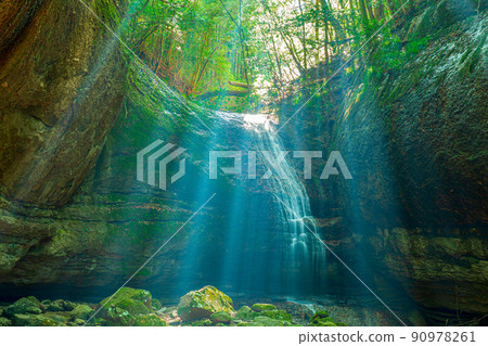 Gurikawa Valley（愛媛縣香椿市） 90978261