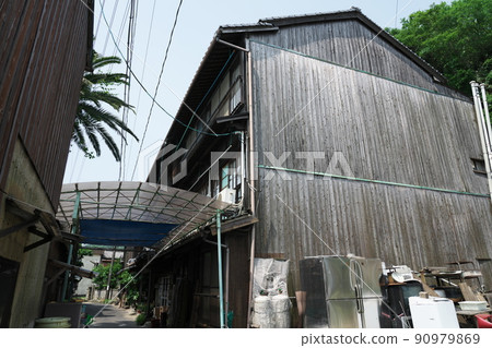 Kasaoka Islands A large inn in the Oura area, the largest settlement on Ishijima and Kitagijima 3 Kasaoka City, Okayama Prefecture Kasaoka Islands A large inn in the Oura area, the largest settlement on Ishijima and Kitagijima 3 Kasaoka City, Okayama Prefecture 90979869