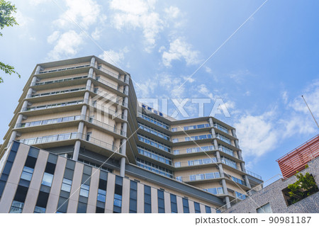 JCHO Osaka Hospital (formerly Osaka Welfare Pension Hospital) Fukushima Ward, Osaka City 90981187