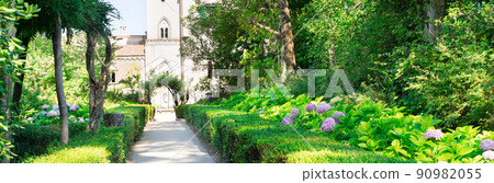 Ravello village, Amalfi coast of Italy 90982055