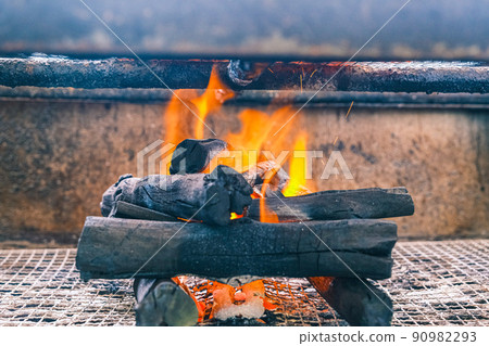 [BBQ] 炭火燒烤 02 90982293