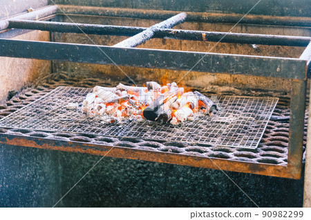 [BBQ] Charcoal barbecue 08 90982299