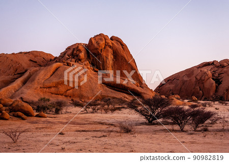 The Spitzkoppe area around sunset 90982819