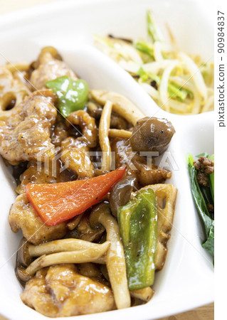 美味的黑胡椒炒豬肉 90984837