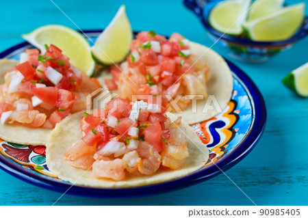 Delicious Mexican tacos Delicious Mexican tacos 90985405
