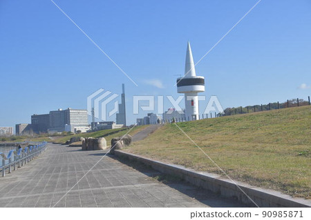 One straight road on the bank, ideal for jogging One straight road on the bank, ideal for jogging 90985871