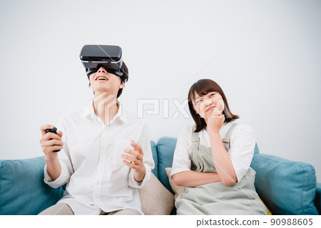 家庭時間VR不滿 家庭時間VR不滿 90988605