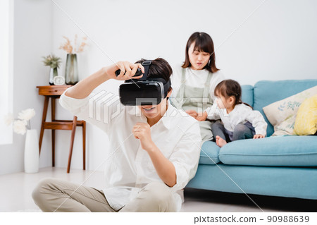 家庭時間VR不滿 家庭時間VR不滿 90988639