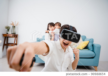 家庭時間VR不滿 家庭時間VR不滿 90988654