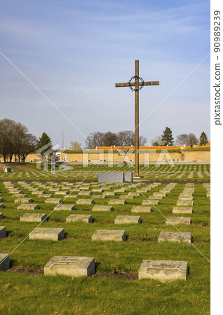Small fortress and memorial to victims 2nd World War, Terezin, Northern Bohemia, Czech Republic Small fortress and memorial to victims 2nd World War, Terezin, Northern Bohemia, Czech Republic 90989239