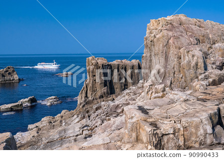 《Fukui Prefecture》 Tojinbo / Fukui scenic spot 90990433