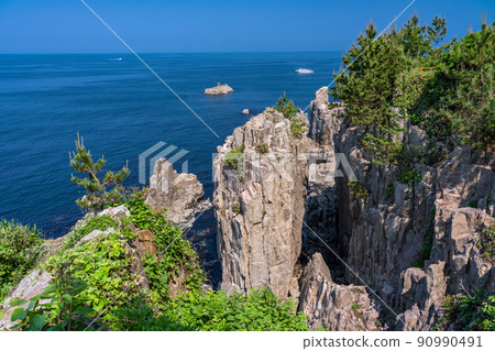 《Fukui Prefecture》 Tojinbo / Fukui scenic spot 《Fukui Prefecture》 Tojinbo / Fukui scenic spot 90990491