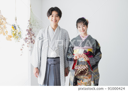 Furisode adult ceremony male female crested hakama Furisode adult ceremony male female crested hakama 91000424