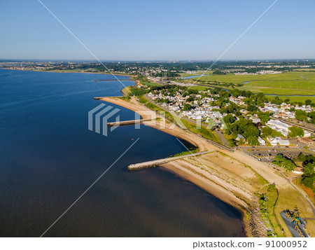 Top view from the height above the scenic sandy beach in New Jersey, U.S. 91000952