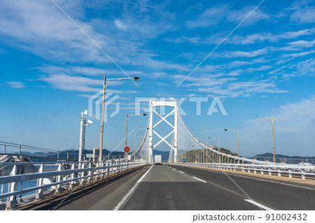 Naruto City, Tokushima Prefecture Soon a truck running on the Onaruto Bridge on the Kobe Awaji Naruto Expressway 91002432