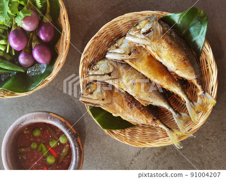 Shrimp Paste Chilli Sauce (Nam Prik Ka Pi) serve with Fried Mackerel  91004207