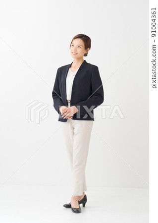 20多歲的女性，全身 91004361