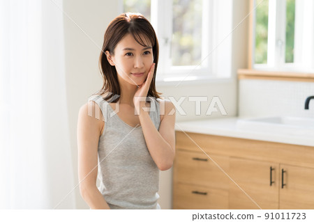 skincare, female, lady 91011723