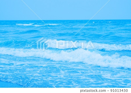 Shonan Sea (Waves) 91013430