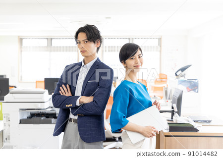 可以工作的青年男女 可以工作的青年男女 91014482