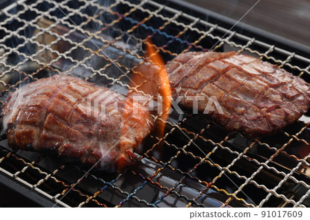 Grilled domestic beef 91017609
