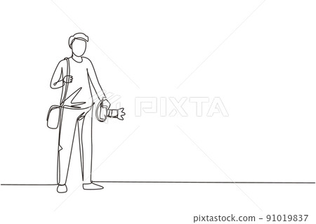 Single continuous line drawing hipster photographer with holding camera in photo studio. Photographer using professional camera in the studio. Dynamic one line draw graphic design vector illustration 91019837
