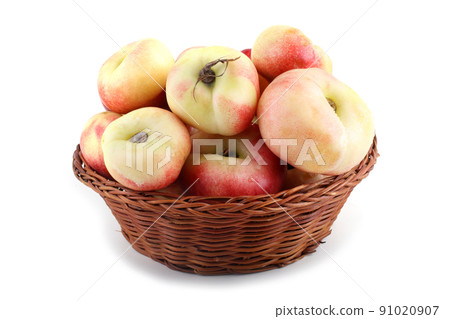 Flat peach (doughnut peach, donut peach, UFO peach, peento peach, saucer peach). Ancient Chinese variety "Pan tao". Delicacy 91020907