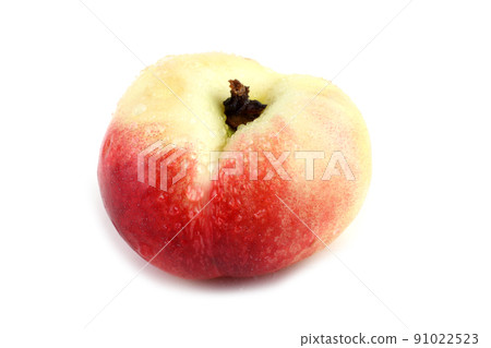 Flat peach (doughnut peach, donut peach, UFO peach, peento peach, saucer peach). Ancient Chinese variety "Pan tao". Delicacy 91022523