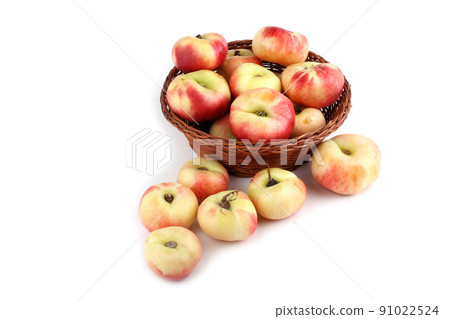 Flat peach (doughnut peach, donut peach, UFO peach, peento peach, saucer peach). Ancient Chinese variety "Pan tao". Delicacy 91022524