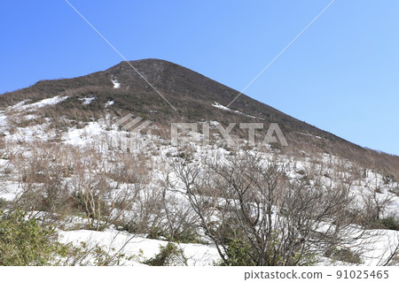 Bandai mountain of remaining snow Fukushima 91025465