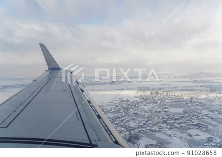 從飛機上看到的風景 山形縣的雪景 91028658