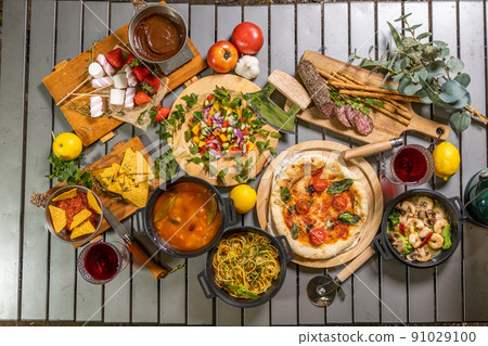 意大利 PIZZA Fettucine 意大利面 意大利美食 91029100