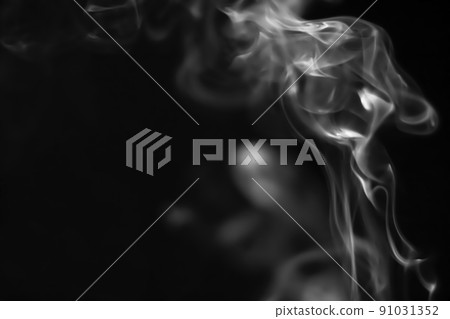 White smoke 91031352