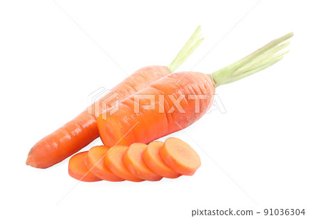 Whole and sliced ripe carrots isolated on white Whole and sliced ripe carrots isolated on white 91036304