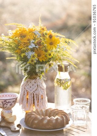 delicious peach pie 91036765