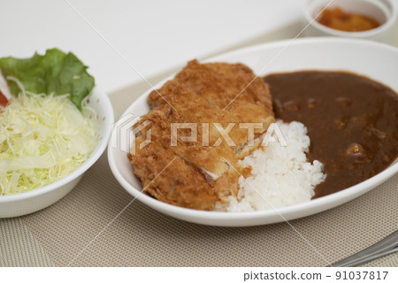每個人都喜歡的炸肉排咖哩 每個人都喜歡的炸肉排咖哩 91037817