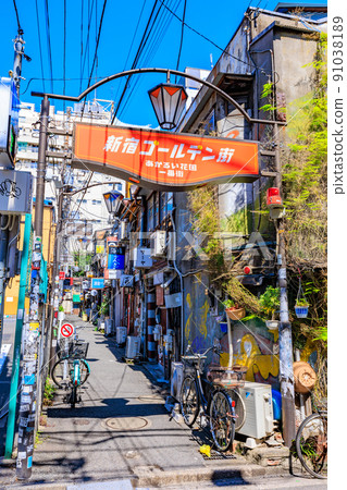 Cityscape of Kabukicho, Shinjuku-ku, Tokyo Shinjuku Golden Gai Cityscape of Kabukicho, Shinjuku-ku, Tokyo Shinjuku Golden Gai 91038189