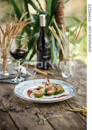 Plate of gourmet lamb cutlet ribs Plate of gourmet lamb cutlet ribs 91048819