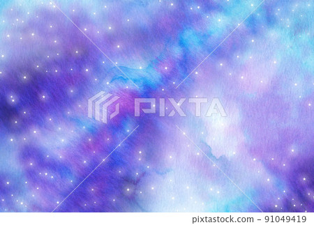 插圖素材：天上的星星，夜空，手繪水彩顏料的流血背景，水平位置/星空/淺藍色x紫色x白色 91049419