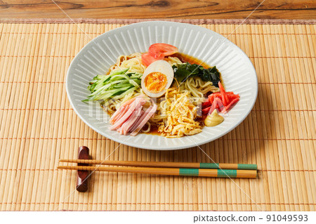 Chilled Chinese ramen 91049593