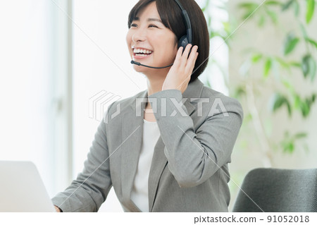 在線開會的女商人 91052018