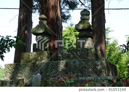 Soga Brothers Soga Taro Yunobu Tomb in front of Mitsue 91053199