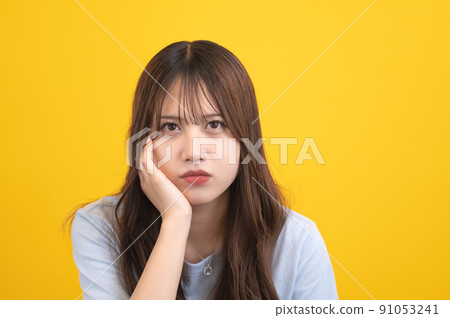 A woman questioning him who had an affair 91053241