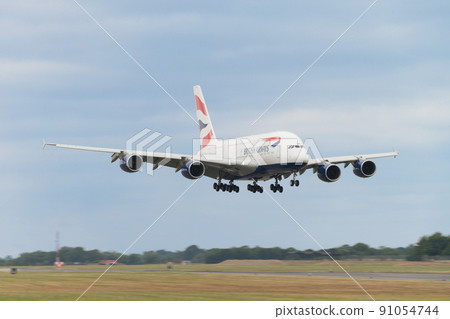 British Airways A380-800 landing British Airways A380-800 landing 91054744