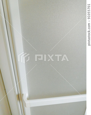 Frosted glass door in the bathroom 91055701