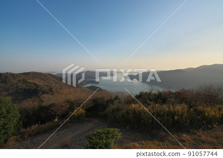 《Okayama Prefecture》 On a sunny day, the scenery of Setonaikai National Park Yudachiukeyama 《Okayama Prefecture》 On a sunny day, the scenery of Setonaikai National Park Yudachiukeyama 91057744
