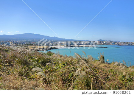 Hamdeok Seoubong海灘,Seoubong,Hamdeok海灘,長廊,游泳,白沙灘, Hamdeok Seoubong海灘,Seoubong,Hamdeok海灘,長廊,游泳,白沙灘, 91058261