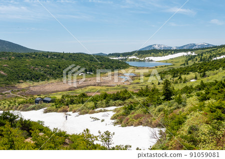 一西峽山、萬代山、殘雪 一西峽山、萬代山、殘雪 91059081