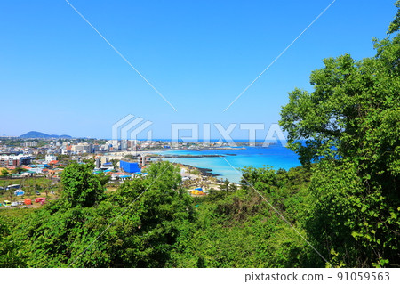 咸德瑞峰海水浴場、咸德海水浴場、瑞峰山頂、游泳、散步、登山、騎馬、濟州馬、白沙灘、避暑勝地、 91059563