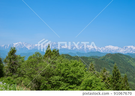 從長野市中條眺望北阿爾卑斯[初夏] 91067670